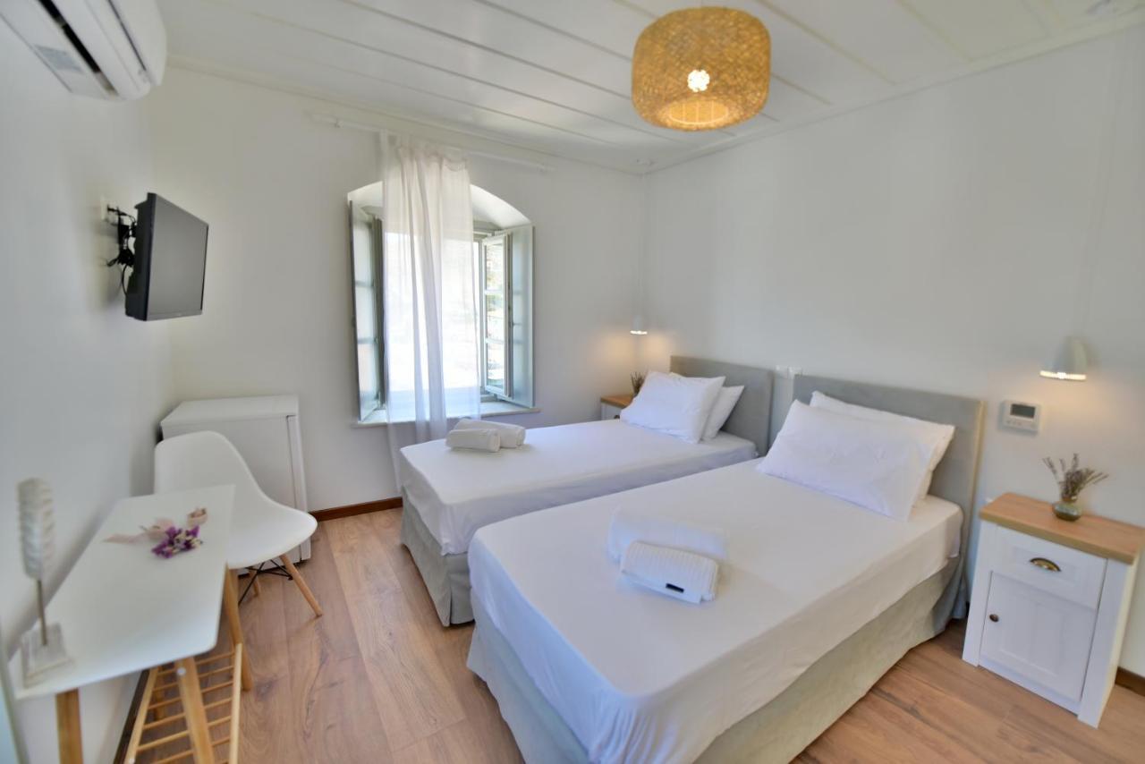 Hotel Onar Hydra Zewnętrze zdjęcie